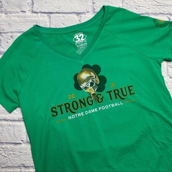 NEW Colosseum Notre Dame Vneck Tee in Green - Picture 2 of 7